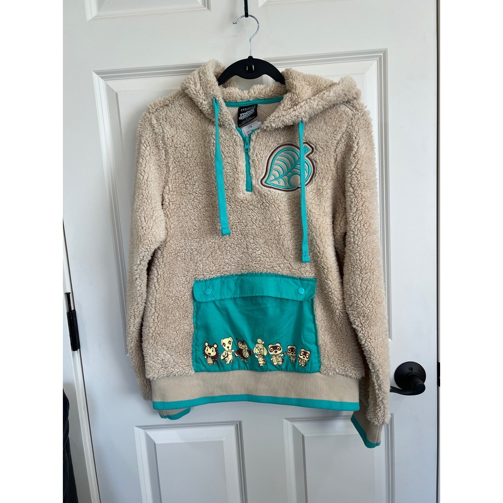NWT Box Lunch‎ Nintendo Animal Crossing Sherpa Hoodie Size Small